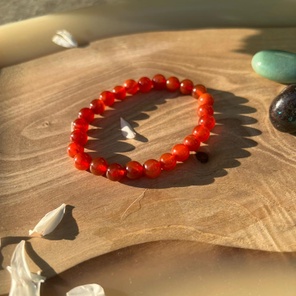 Браслет из сердолика